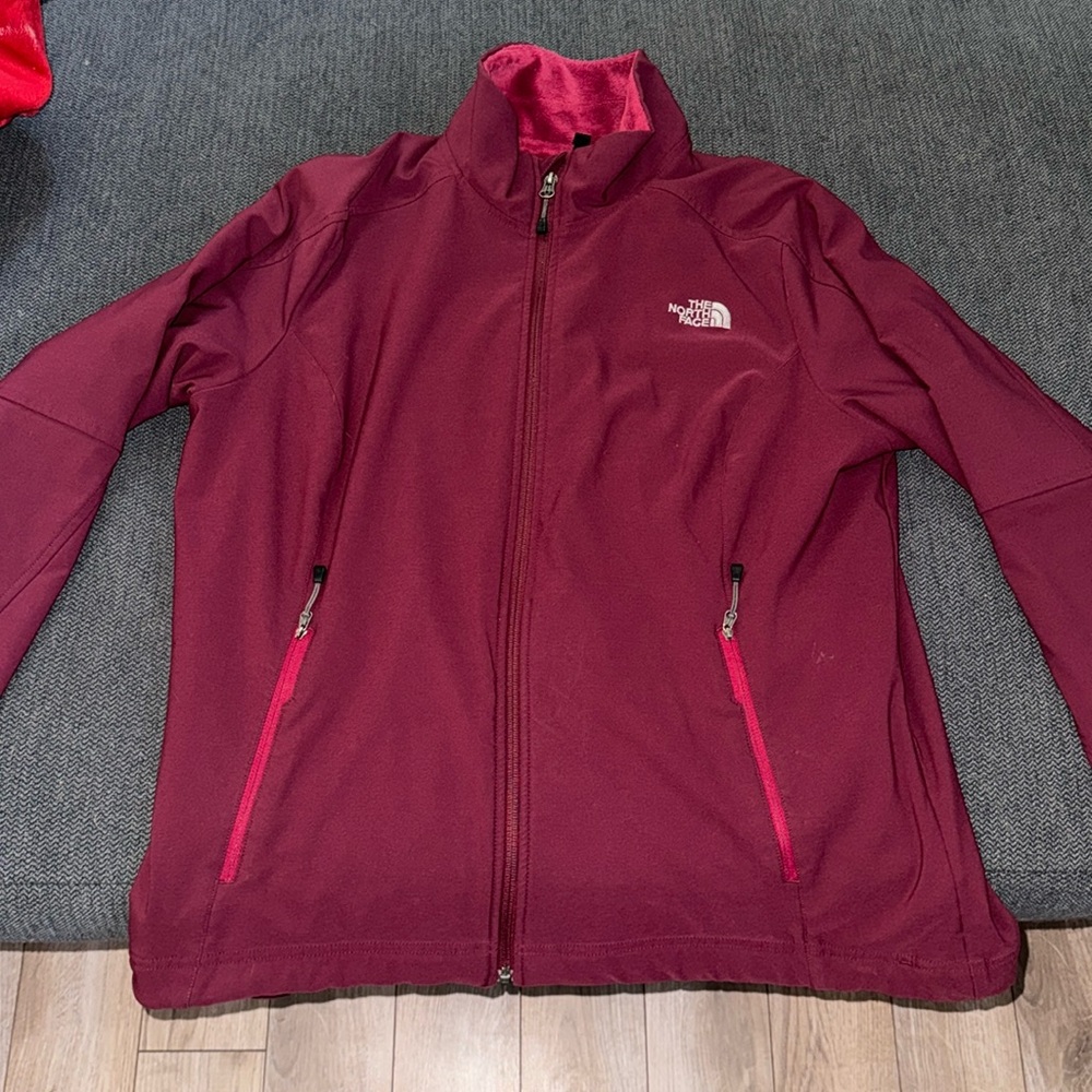 Warm North Face jacket with fleece lining